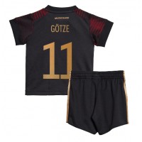 Otroški Nogometni dresi Nemčija Mario Gotze #11 Gostujoči SP 2022 Kratek Rokav (+ Kratke hlače)